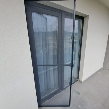 Plase insecte tip balama